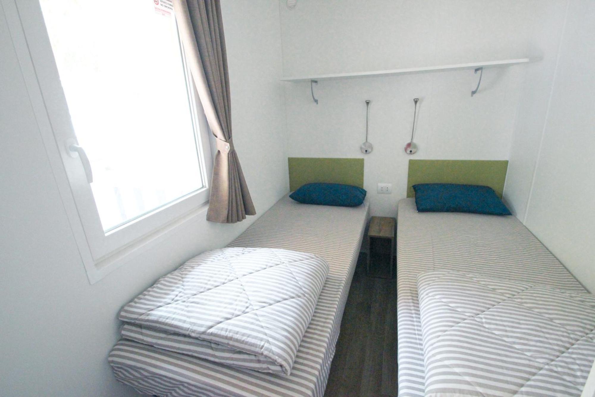 Happy Camp Mobile Homes In Camping Village Free Time Marina Di Bibbona Exterior foto